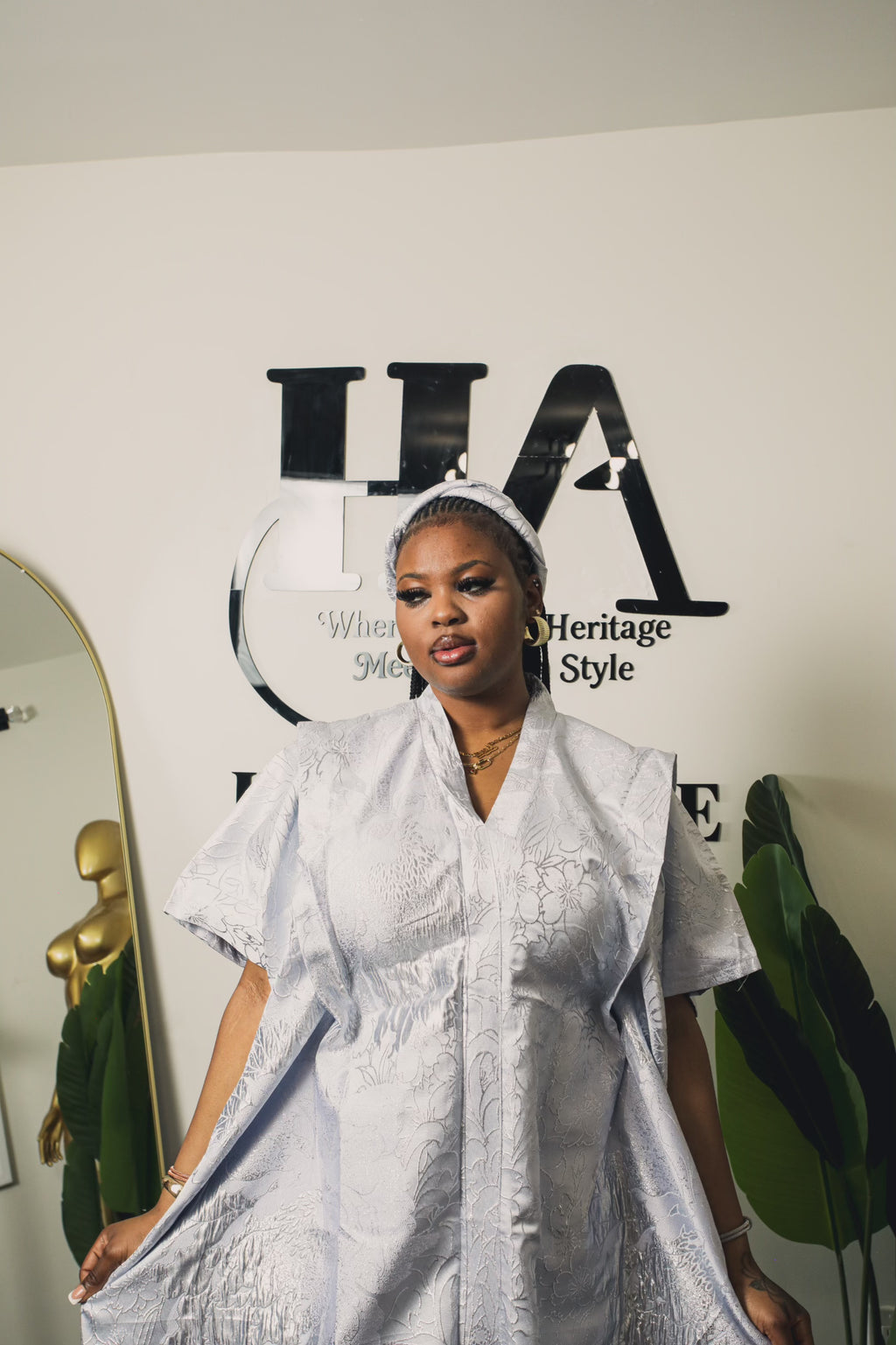 Rich Aunty Bubu In White Damask