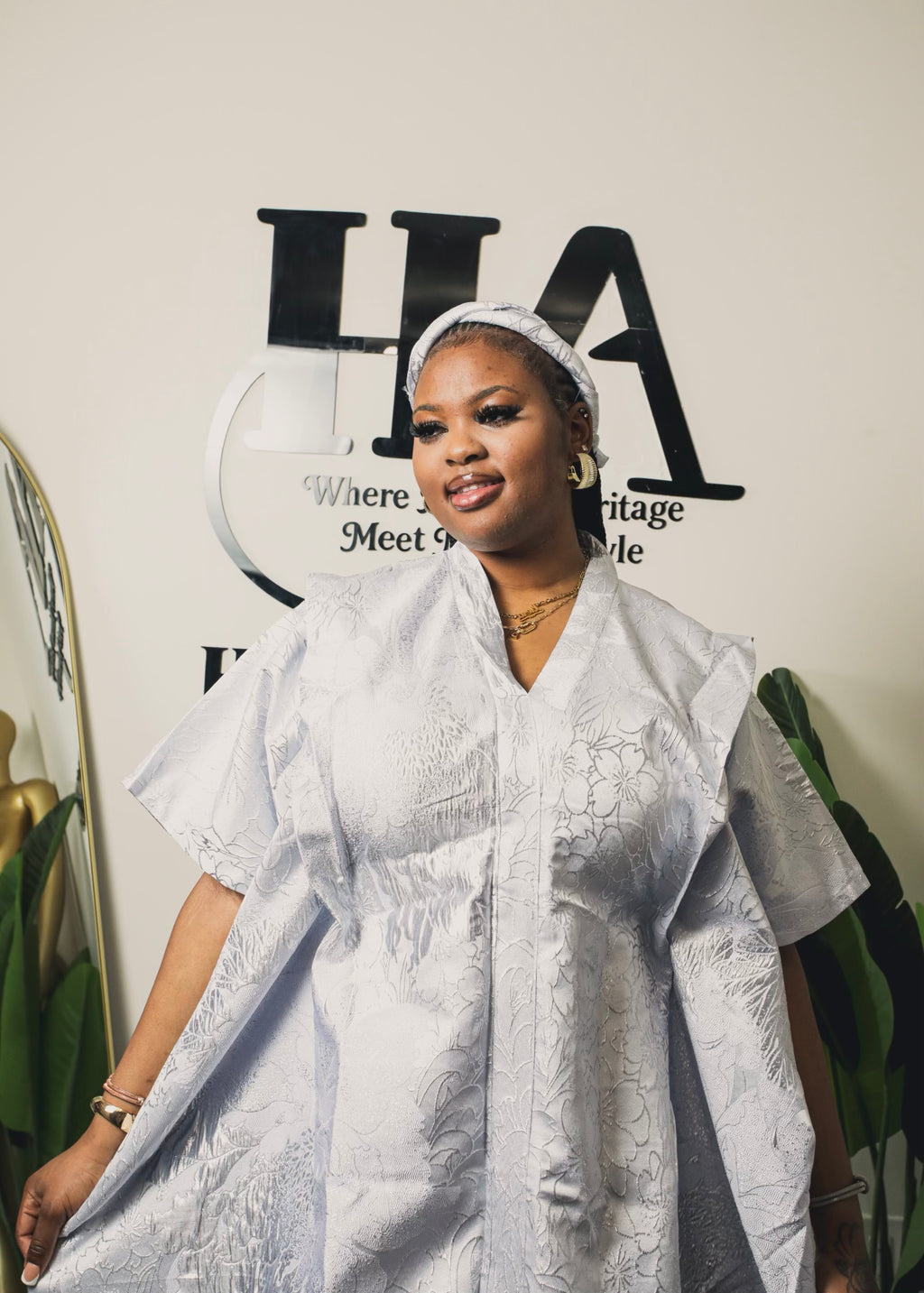 Rich Aunty Bubu In White Damask